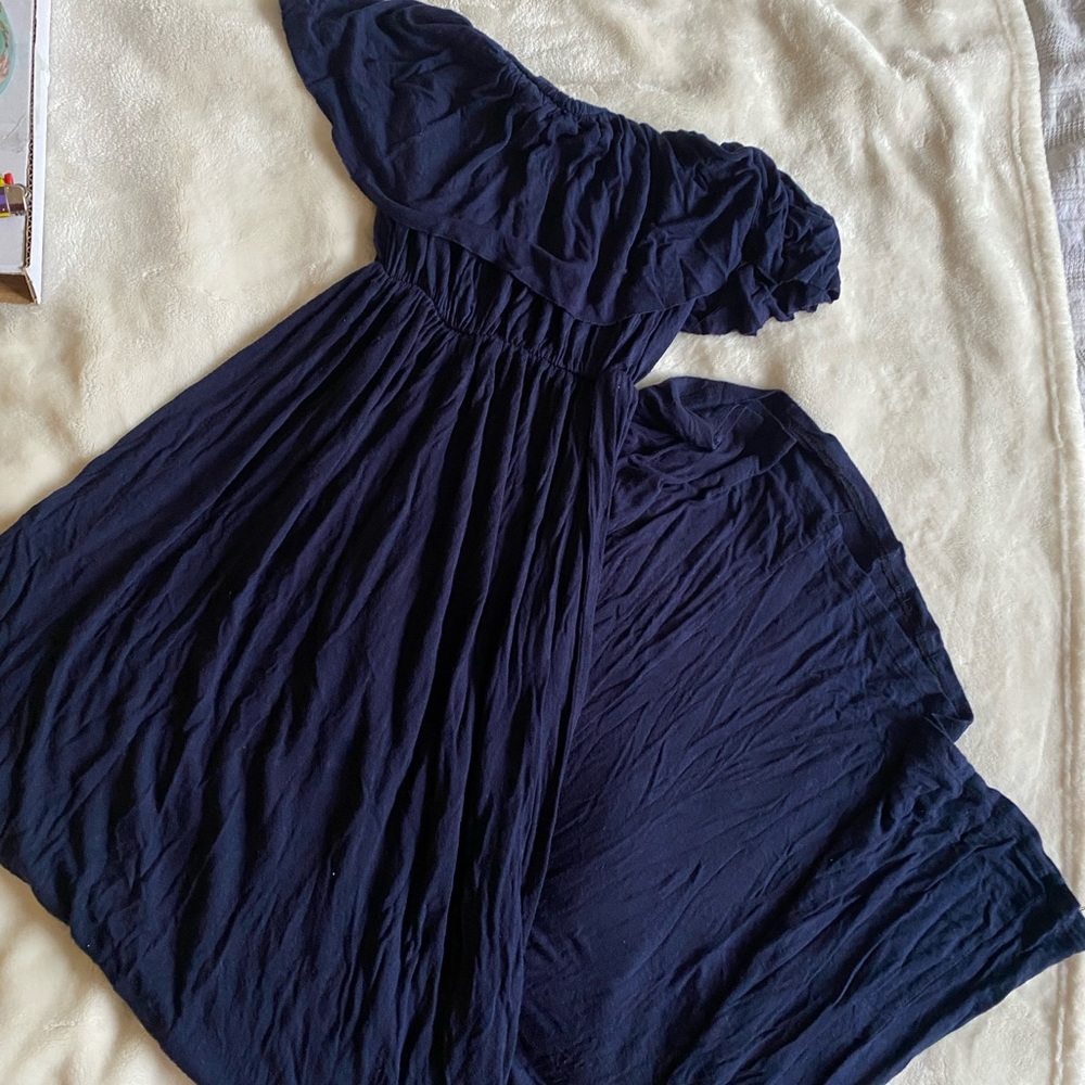 Navy tube top maxi, flared top. Great condition